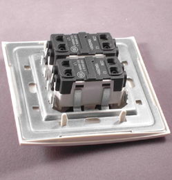 【abb大蹺板開關面板_au16553-ww_2位雙控_白色方形_帶指示燈指示帶】_價格報價_實拍圖片_參數-好住網